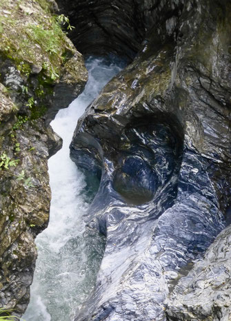 Weisheit Spielball der Kräfte des Wassers